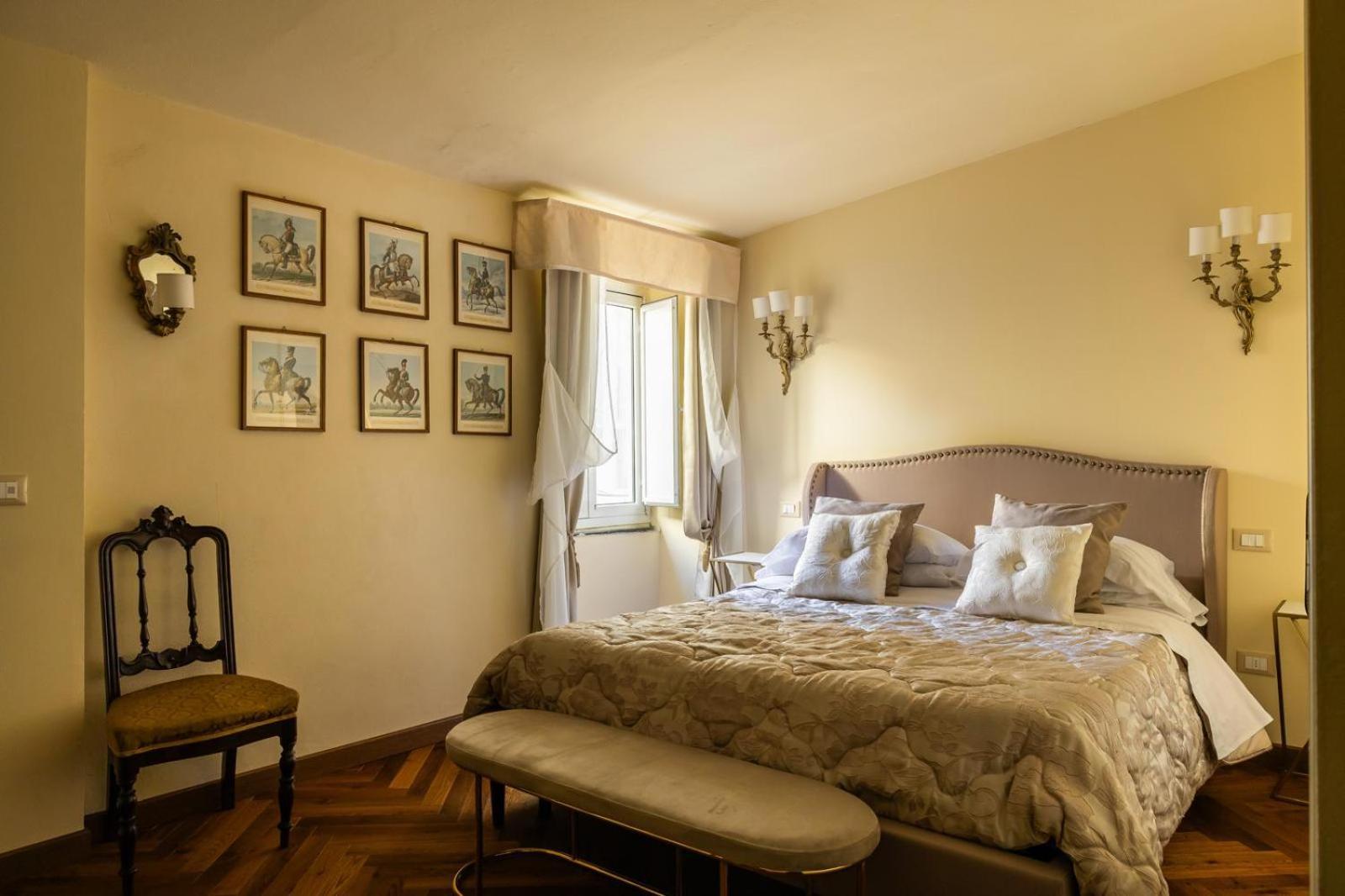 Palazzo Lari Sarzana Hotel Bagian luar foto